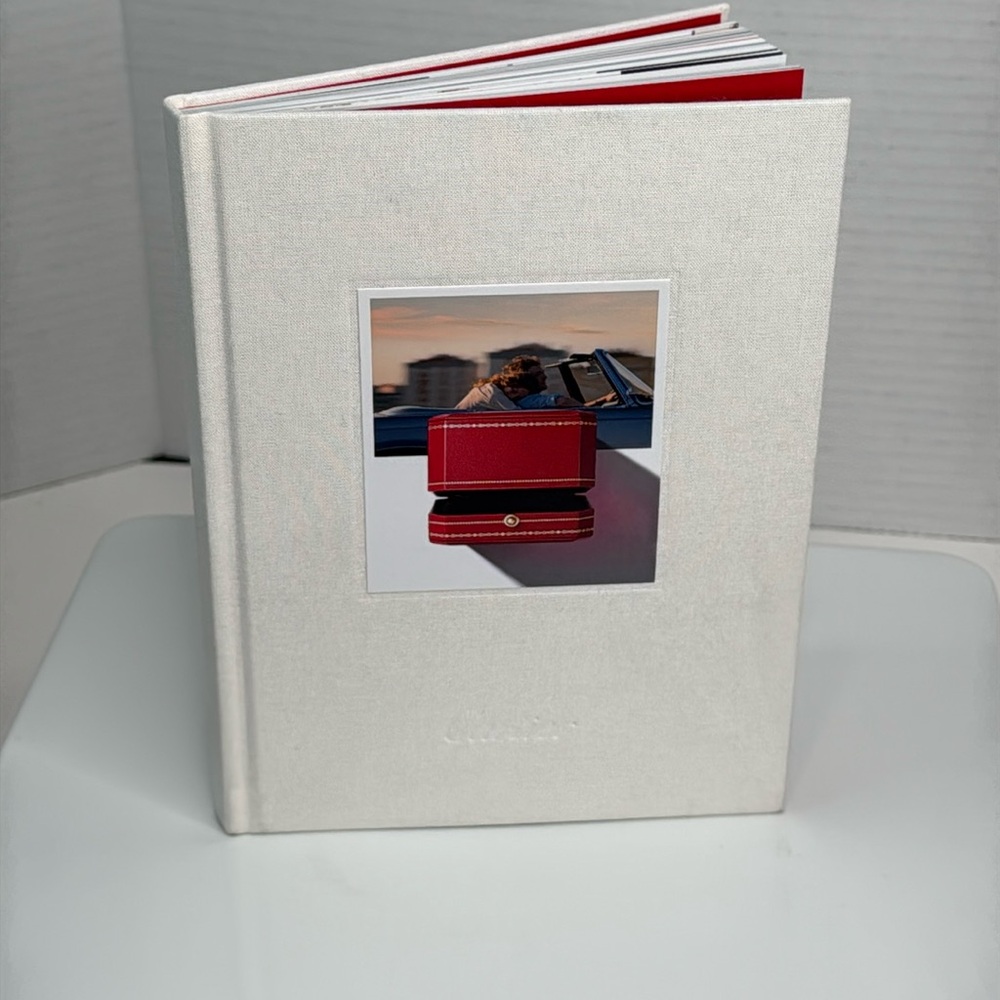 CARTIER AMOUR CATALOGUE 2021 Coffee Table Book